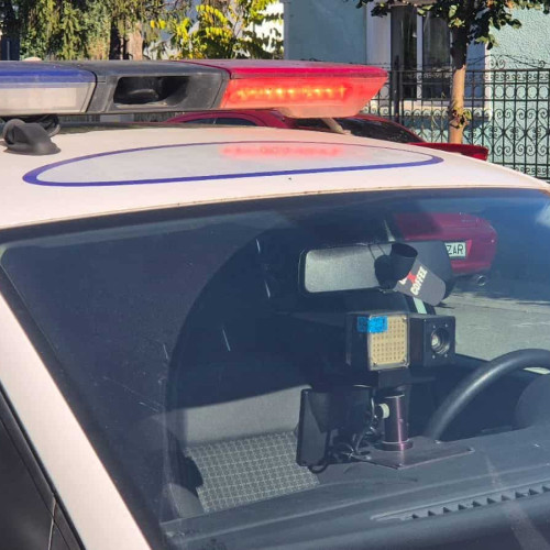 Bărbat din Alba trimis în judecată pentru furt de lucernă și bani dintr-un dozator de lapte