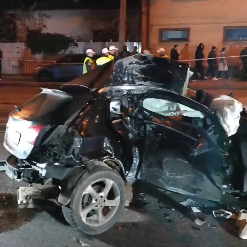 Tânără de 20 de ani moare după ce o șoferiță pierde controlul mașinii în București