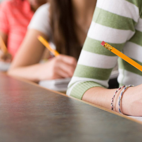 Liceenii români pot studia un an în SUA prin programul FLEX în anul școlar 2026-2027