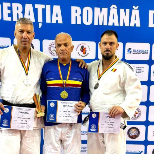 Judocanii de la CS Târgoviște cuceresc medalii la Campionatul Național pentru veterani