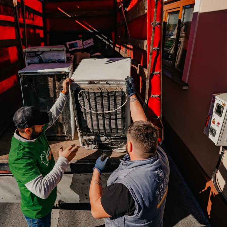 Campanie gratuită de colectare a aparatelor electrice uzate la Baia Mare