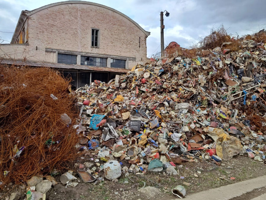 Garda Națională de Mediu sancționează șapte operatori pentru gestionarea necorespunzătoare a deșeurilor