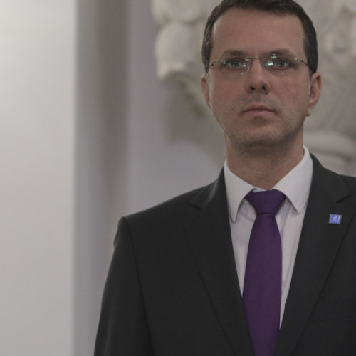 George Simion cere demisia ministrului Apărării Ionuț Moșteanu pentru nereguli în CV