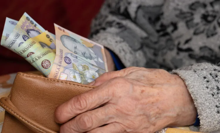 Peste 80.000 de pensionari din Cluj vor primi o nouă tranșă de sprijin financiar în decembrie
