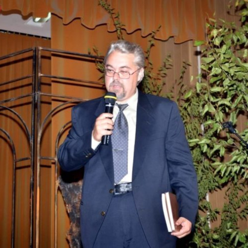 A încetat din viață profesorul și scriitorul Florinel Agafiței