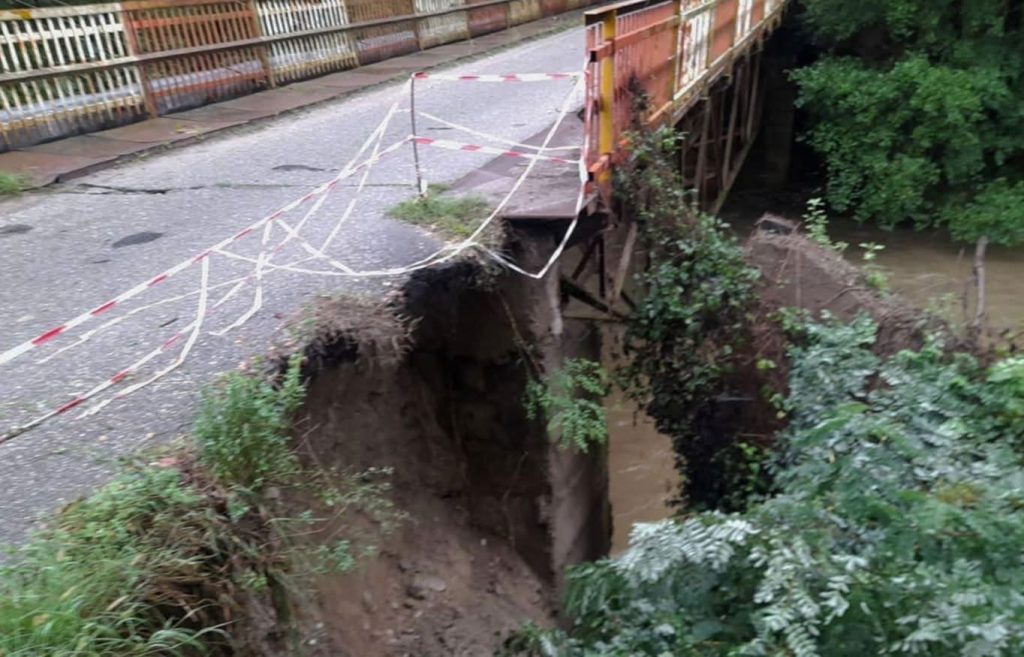 Închiderea temporară a DJ 703G între km 14+000 și 14+500 în Argeș din noiembrie 2025