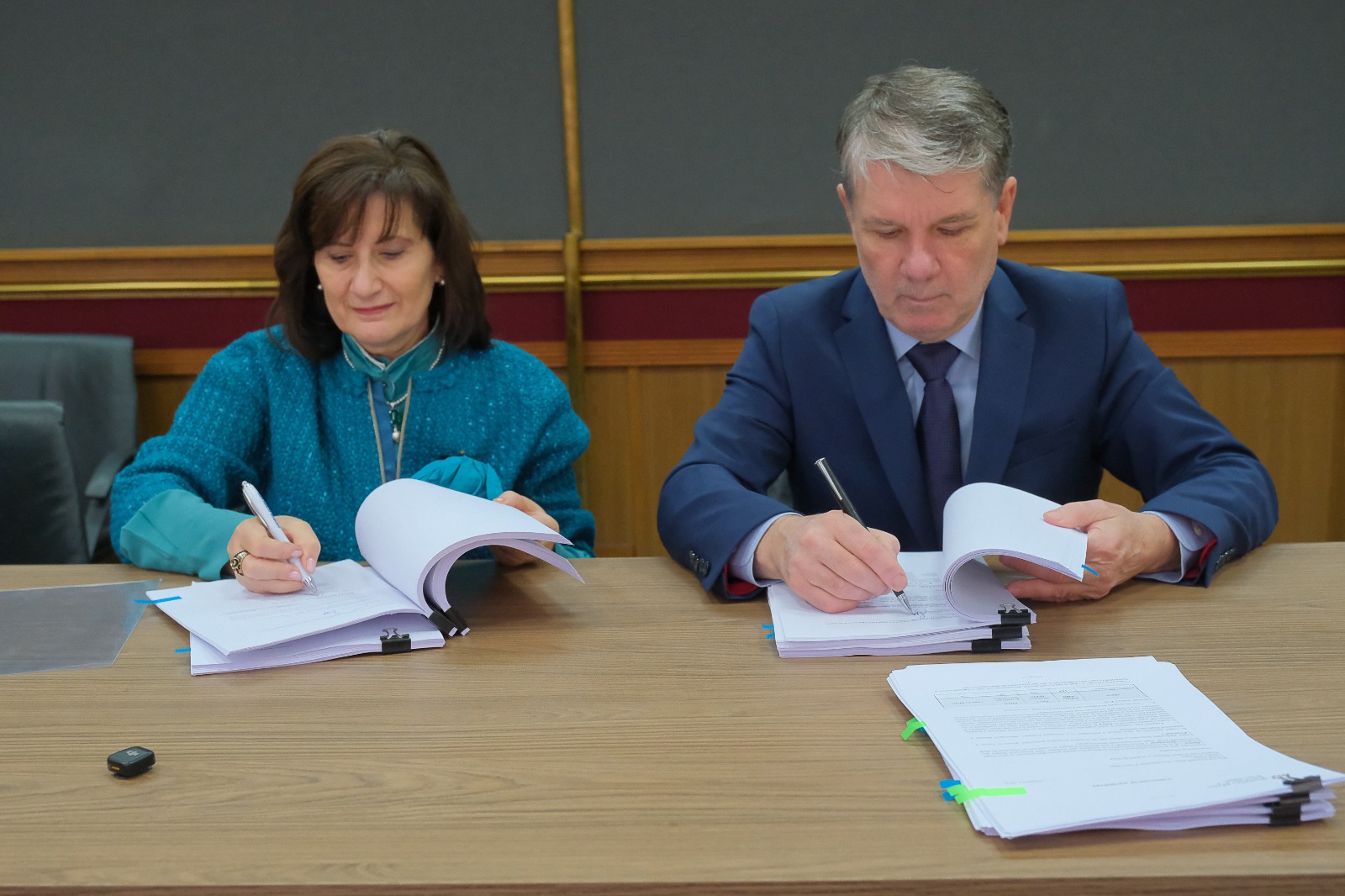 Primăria Brașov semnează un contract de 30 milioane euro pentru reabilitarea clădirilor publice