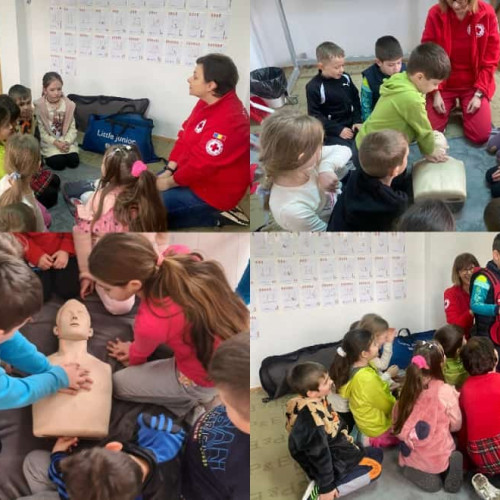 Scoala Altfel" in Alba: Lecții de prim ajutor pentru elevi de la mai multe școli susținute de Crucea Roșie