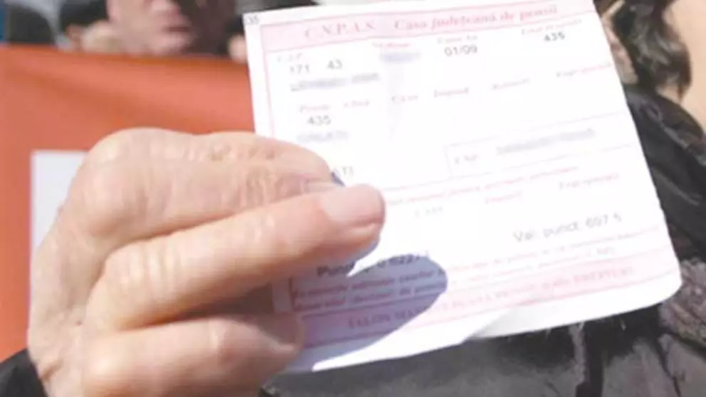 Plata pensiilor din decembrie 2025 începe pe 2 și 12 decembrie pentru beneficiari