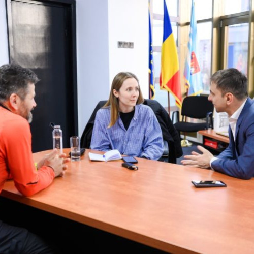 Jurnalista Kristen Anger a vizitat Maramureș pentru un material despre Salvamont și refugiați