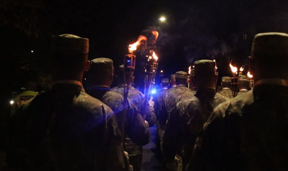 Ceremonie și concert folcloric la statuia lui Andrei Mureșanu din Piața Centrală