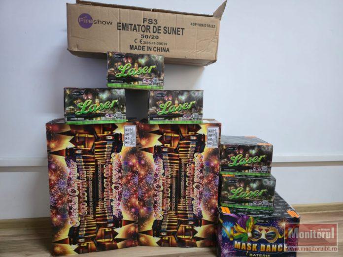 Arsenal de articole pirotehnice descoperit la un tânăr din Botoșani