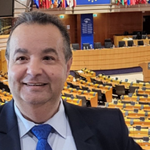 Dorin Cioabă își apără studiile și ironizează politicienii în scandalul diplomelor