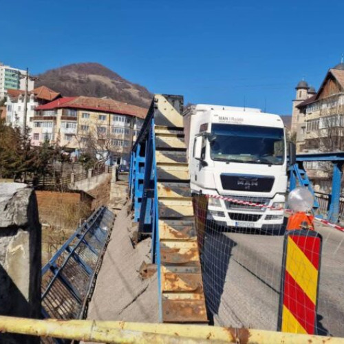 Candidatul AUR critică reabilitarea podului de la Nehoiu, iar directorul DRDP Buzău răspunde