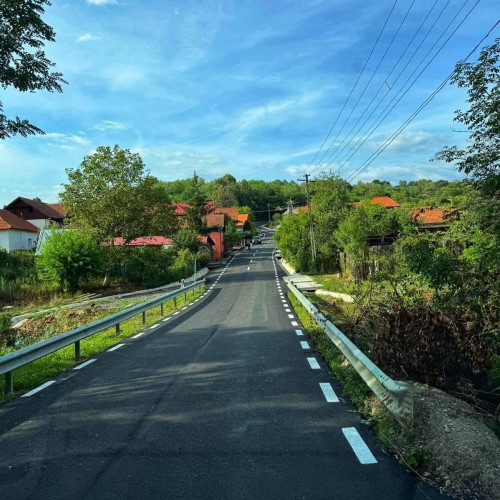 Finalizată reabilitarea drumului comunal DC 15 în satul Ohaba, Gorj