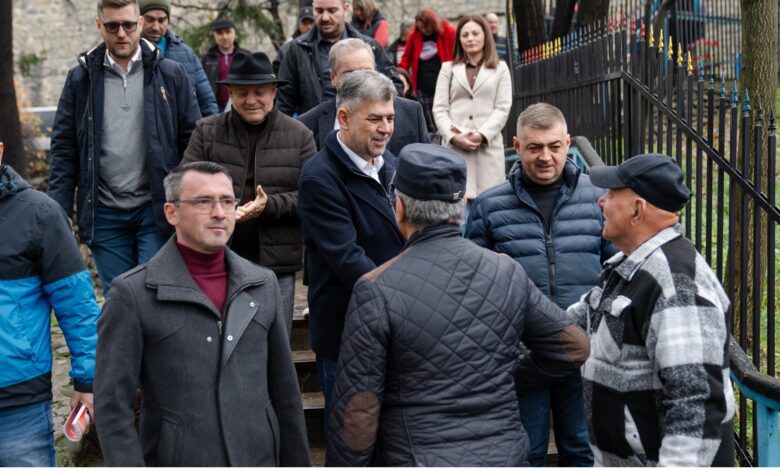 Adrian-Robert Petre critică campania negativă a contracandidaților lui Marcel Ciolacu