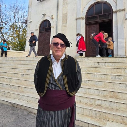 1 Decembrie, ziua în care românii își poartă țara în suflet