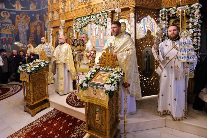 Duminica Sfântului Apostol Andrei, sărbătorită la bisericile din Buzău și Focșani