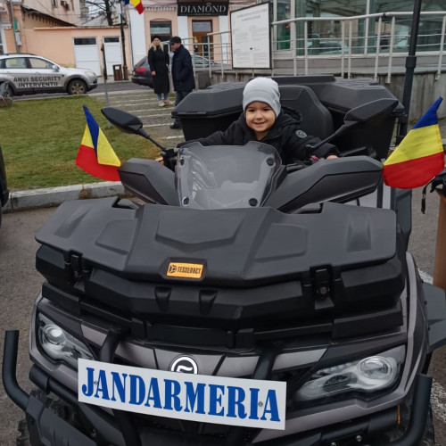 Tehnica de intervenție a MAI, prezentată la Botoșani de Ziua Națională a României