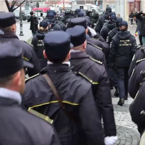 Ziua Națională a României la Botoșani, marcată de defilare și expoziție de tehnică modernă