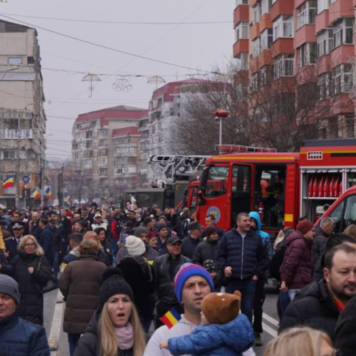 Marcarea Zilei Naționale la Târgoviște a adunat oficialități și dâmbovițeni