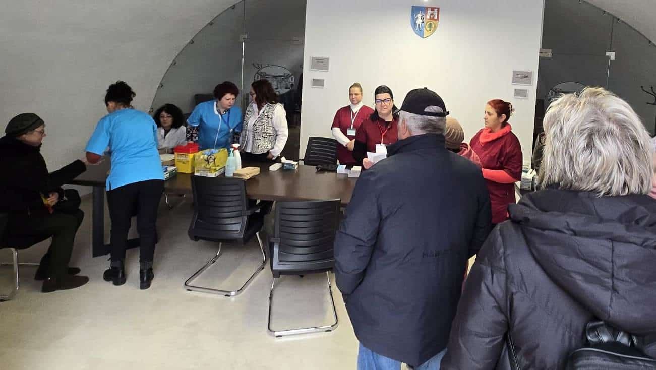 Consultații gratuite pentru prevenirea diabetului la Alba Iulia de Ziua Națională