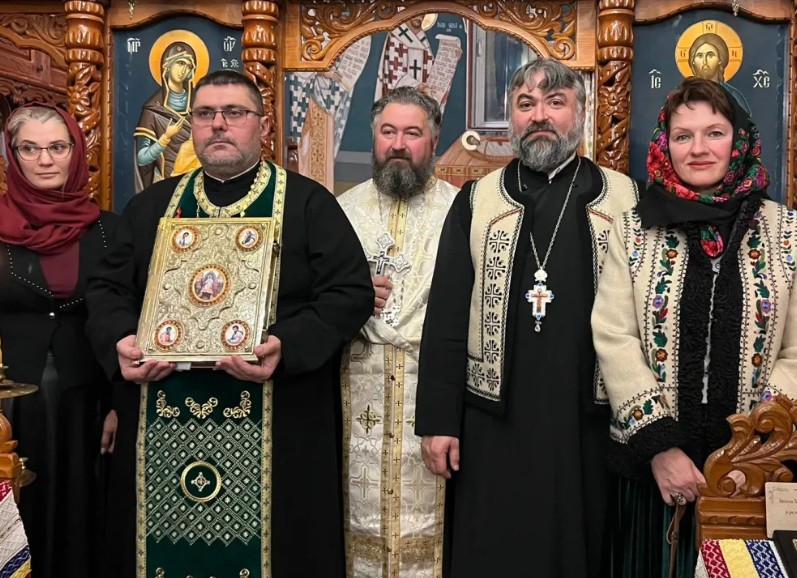 Preotul Andrei Grigore, instalat în Parohia Sfinții Arhangheli Mihail și Gavril din Dorohoi