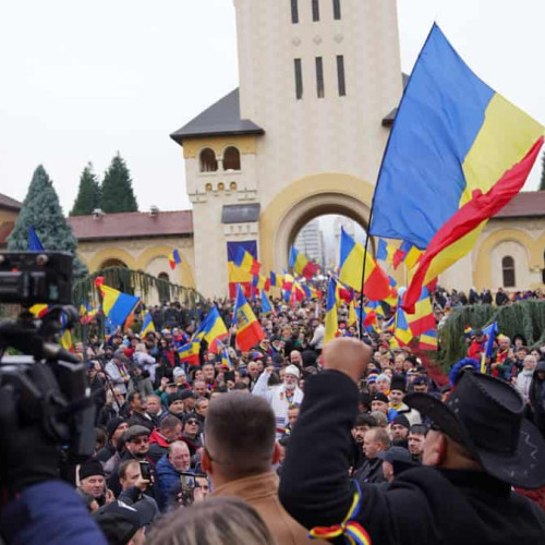 Primarul Alba Iulia interzice viitoarele adunări după incidentele de Ziua Națională