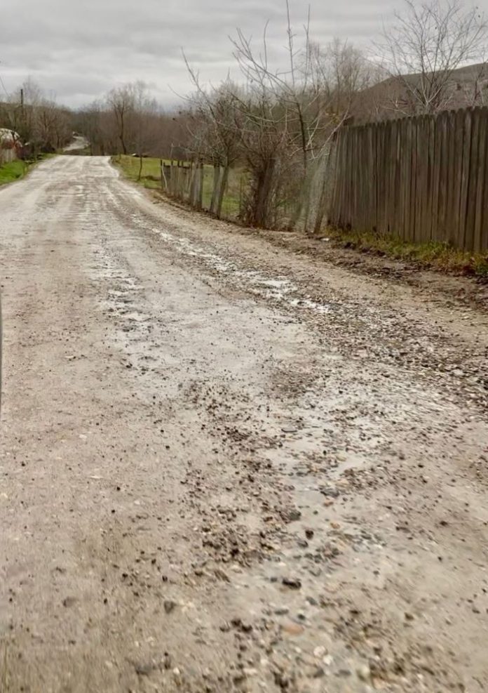 PNL Vrancea acuză conducerea CJ de risipă și cheltuieli exagerate pentru lucrări de balastare