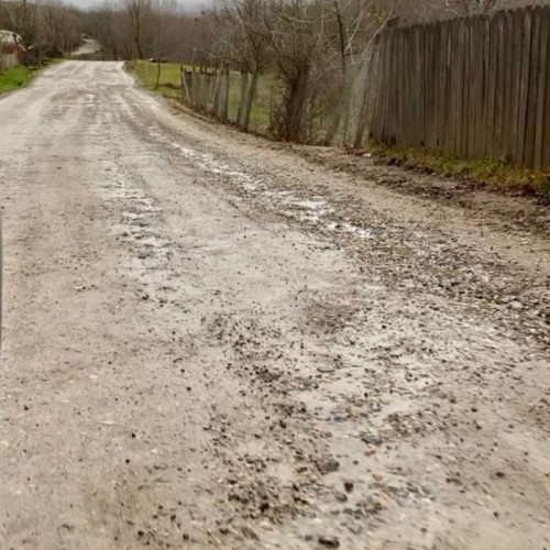 PNL Vrancea acuză conducerea CJ de risipă și cheltuieli exagerate pentru lucrări de balastare