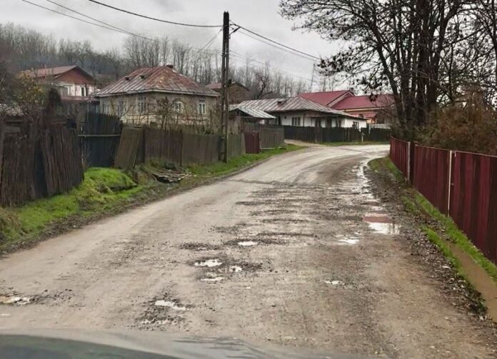 PNL Vrancea semnalează cheltuieli exagerate pentru lucrări de balastare la CJ Vrancea