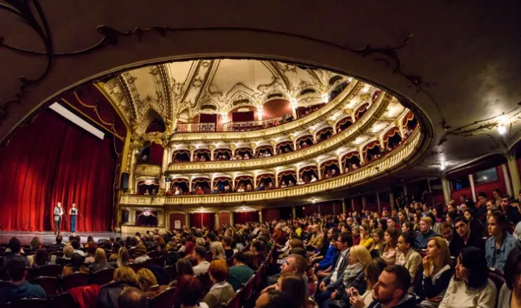 Noaptea Porților Deschise aduce un maraton cultural la Teatrul Național Cluj