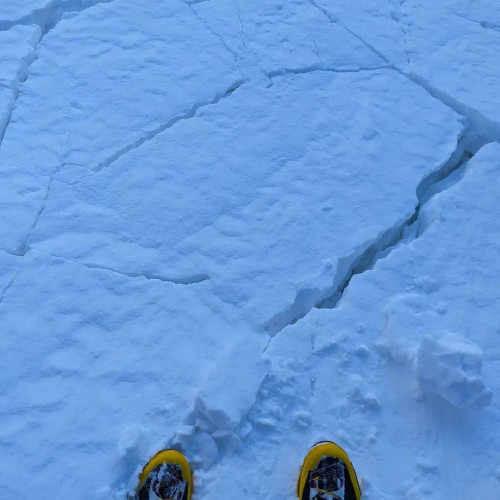 Vremea capricioasă din Munții Bucegi crește riscurile pentru turiști