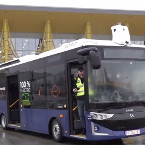 Autobuz fără șofer testat pentru prima oară în Aeroportul Avram Iancu din Cluj-Napoca