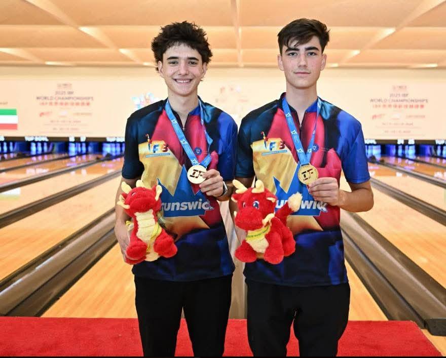 Balázs-Bécsi Máté și Dragnia Mihai Alin, campioni mondiali la dublu bowling 2025