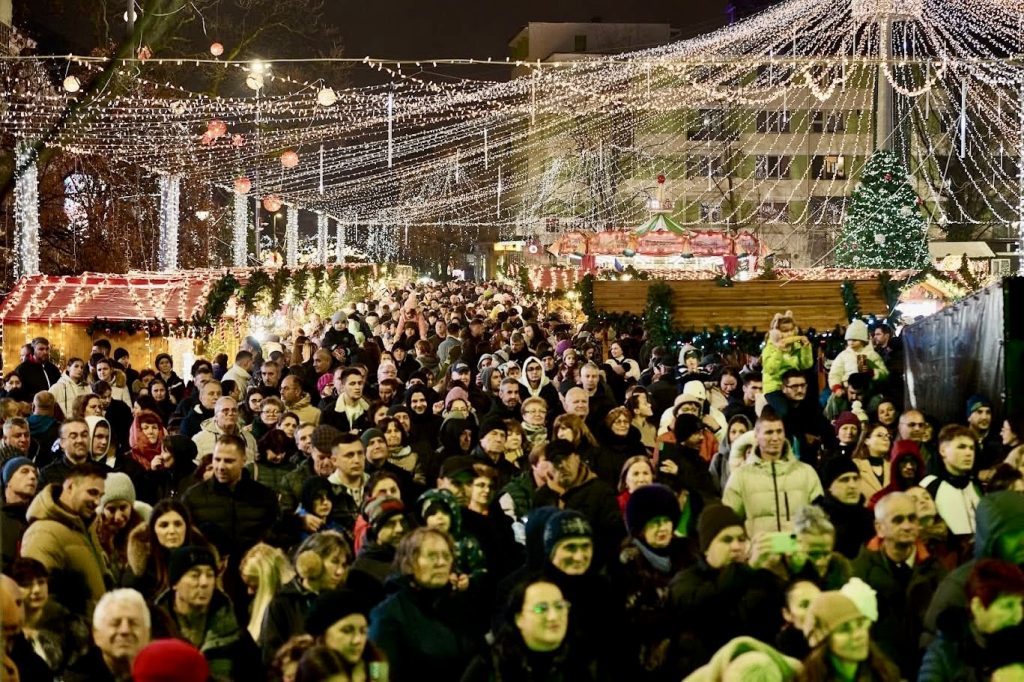 Târgul de Crăciun din Pitești aduce tradiții și spectacole pentru întreaga comunitate