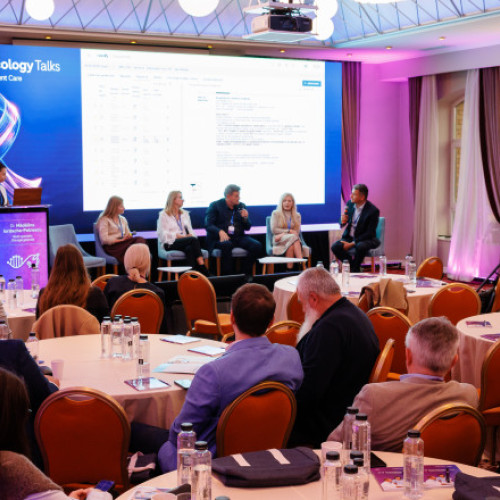 Roche România a organizat Roche Oncology Talks pentru a promova medicina personalizată în oncologie