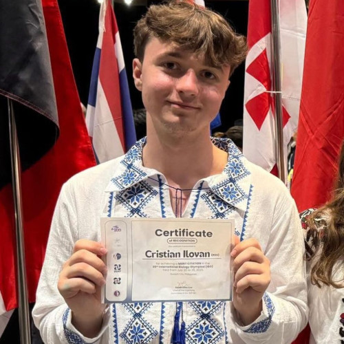 Premii și stimulente financiare pentru elevul olimpic la Biologie de la Manila