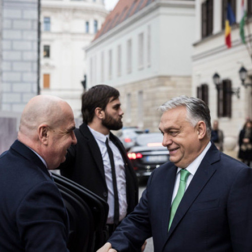 Ilie Bolojan discută cu Viktor Orban despre consolidarea interconexiunilor electrice din regiune