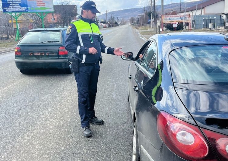 Acțiune a poliției la Baia Sprie pentru verificarea documentelor auto