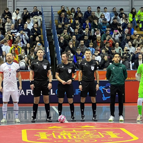 Arbitrii ieșeni conduși de FIFA vor oficia un meci important în UEFA Futsal Champions League
