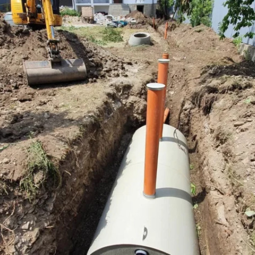 Compania de Apă Buzău impune racordarea obligatorie la rețelele publice de canalizare