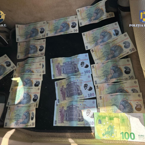 Trei persoane cercetate pentru delapidarea a circa 400.000 de lei din asociații de proprietari