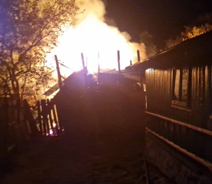 Incendiu la o locuință din Mărășești, gestionat de pompierii vrânceni