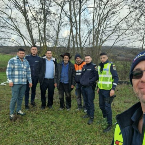 Bărbat de 71 de ani salvat după ce s-a rătăcit în pădure într-o noapte rece