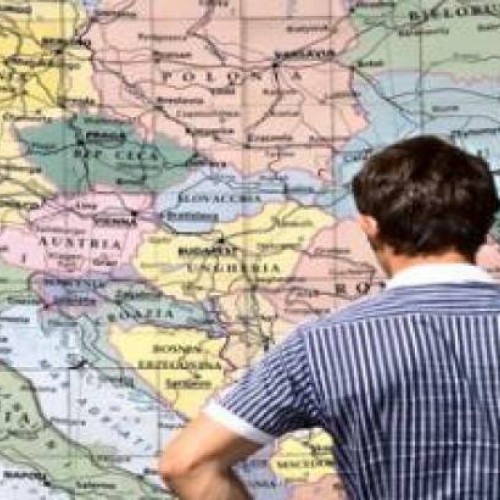 Scade interesul românilor pentru locurile de muncă din străinătate în 2025