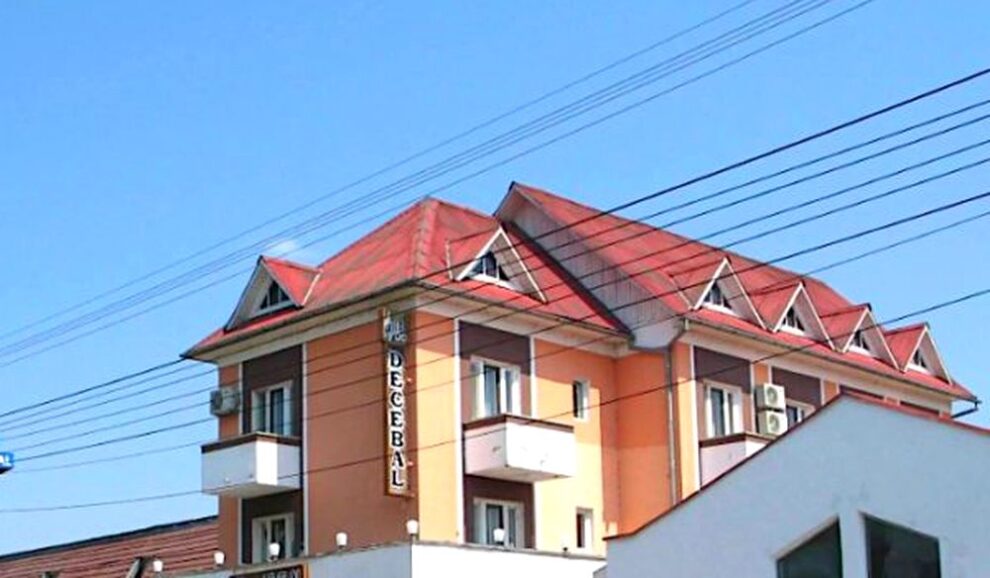 Restaurant complet echipat de închiriat, cu opțiuni flexibile în zonă cu trafic intens