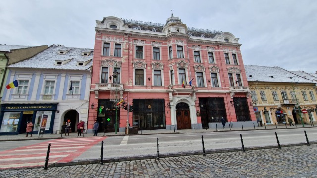 BNR Brașov organizează ziua porților deschise de Crăciun în Palatul Czell