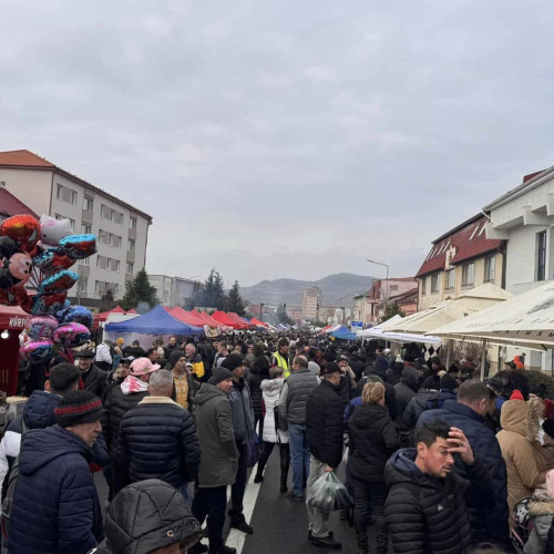 Târgul căciulilor revine la Blaj cu sute de comercianți și mii de vizitatori