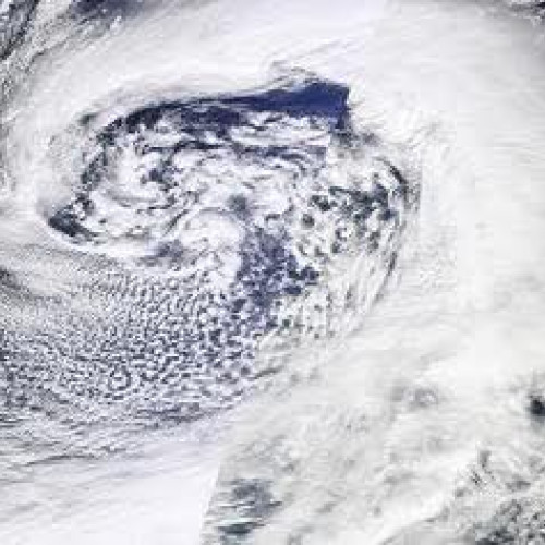 România sub cod galben de vânt puternic și vreme severă din cauza ciclonului Cassio